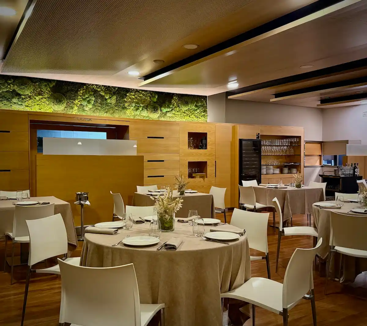 restaurante Warynessy. Villena, Alicante